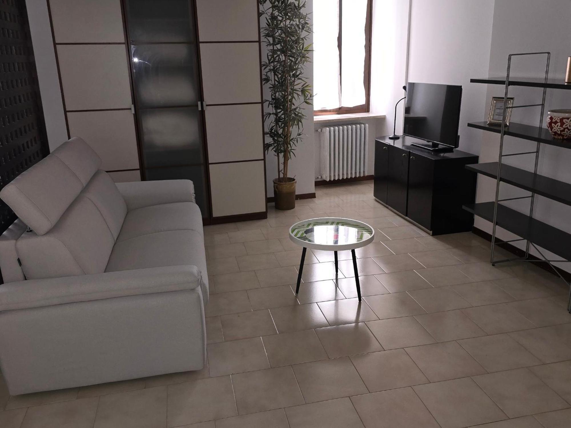 La Torretta Apartment Peschiera del Garda Luaran gambar