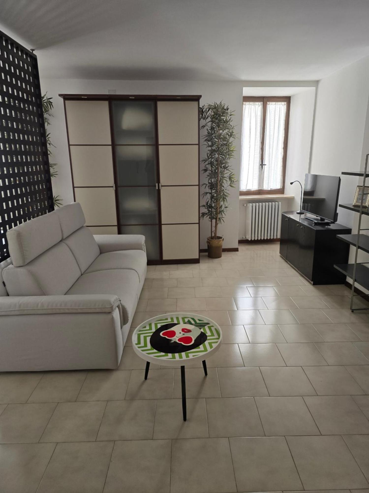 La Torretta Apartment Peschiera del Garda Luaran gambar