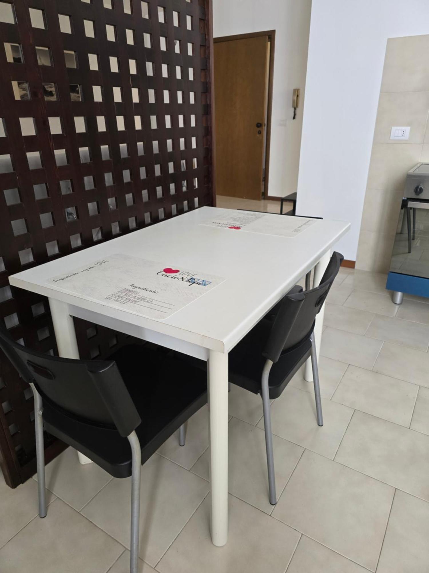 La Torretta Apartment Peschiera del Garda Luaran gambar