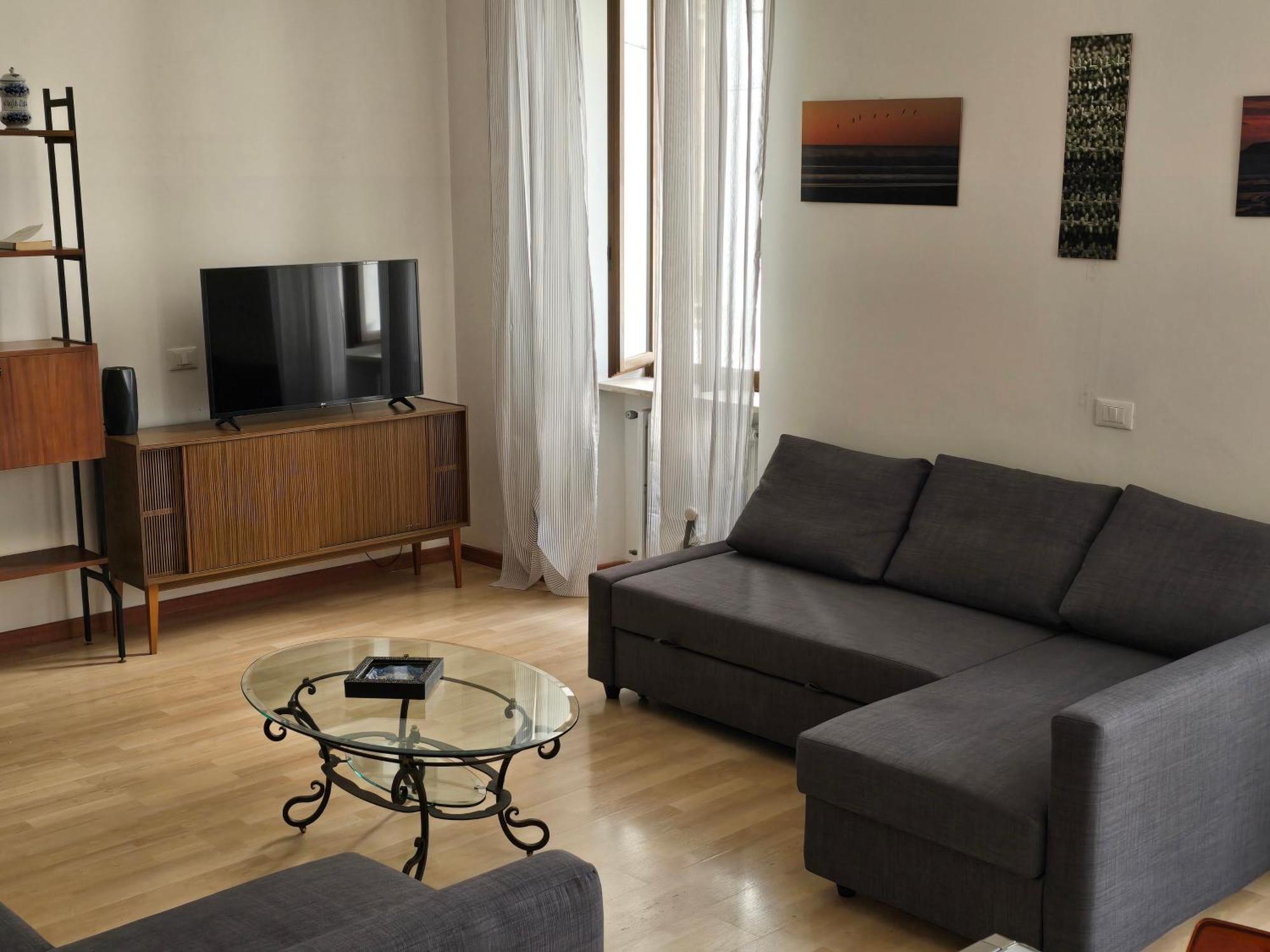 La Torretta Apartment Peschiera del Garda Luaran gambar