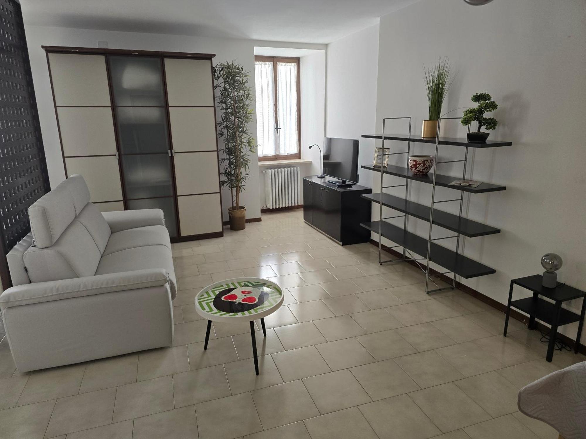 La Torretta Apartment Peschiera del Garda Luaran gambar